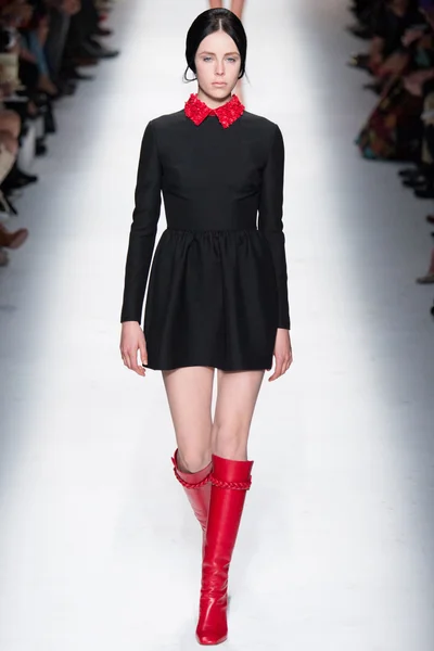 Look 9